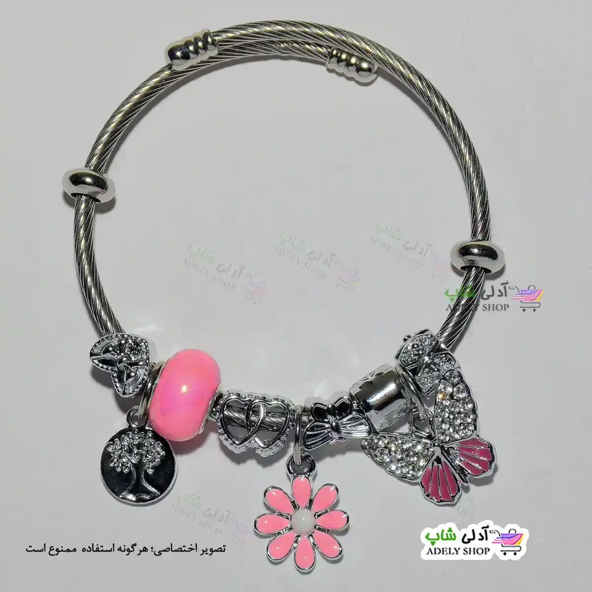 تصویر دستبند پاندورا طرح گل و پروانه