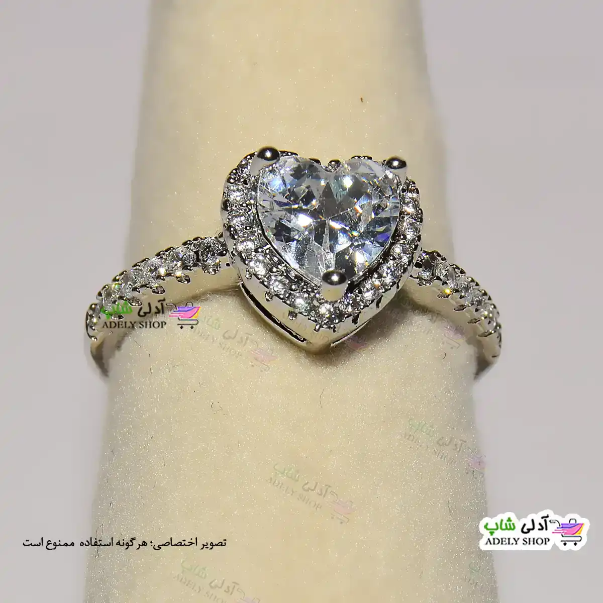 تصویر انگشتر فری سایز استیل نگین دار