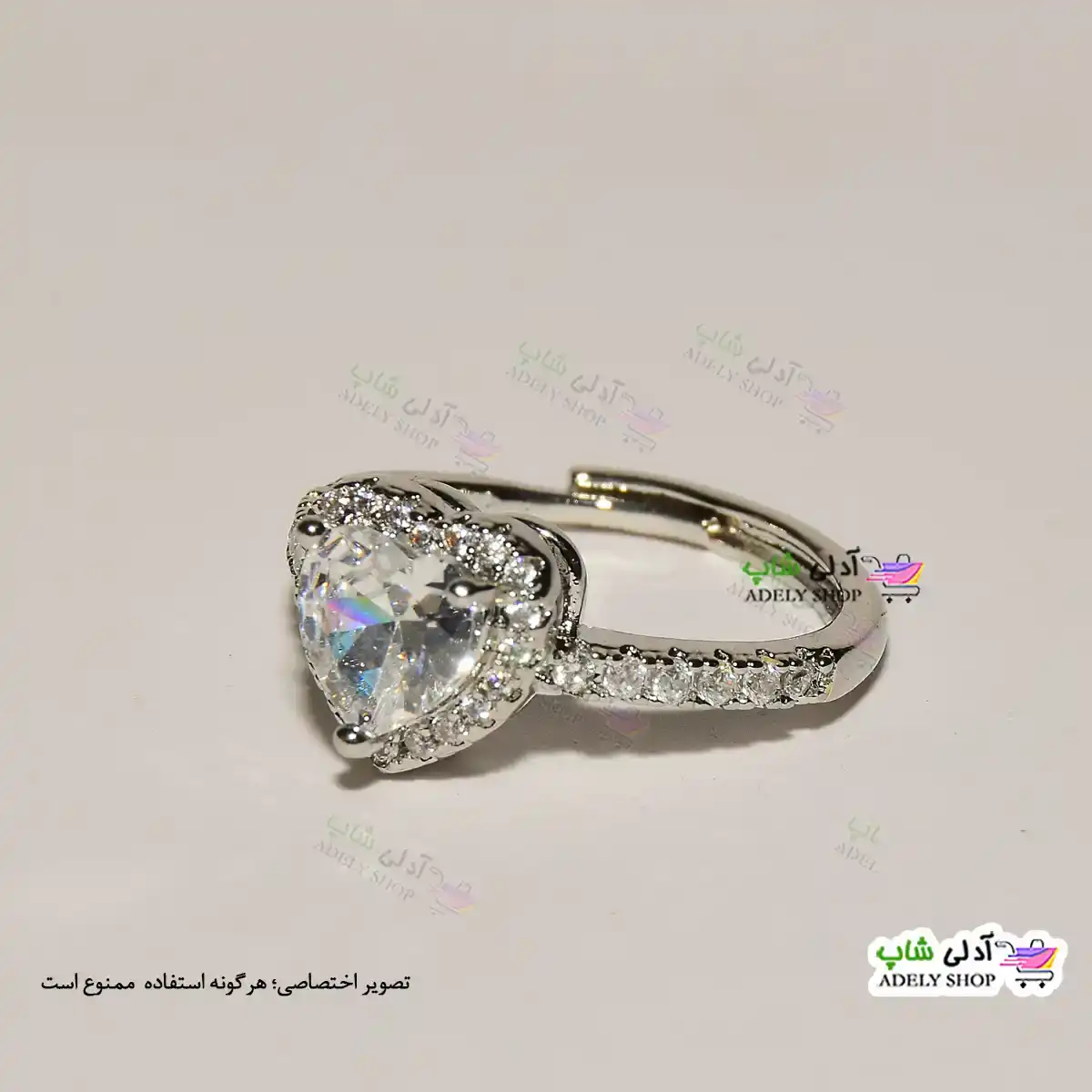 تصویر انگشتر فری سایز استیل نگین دار