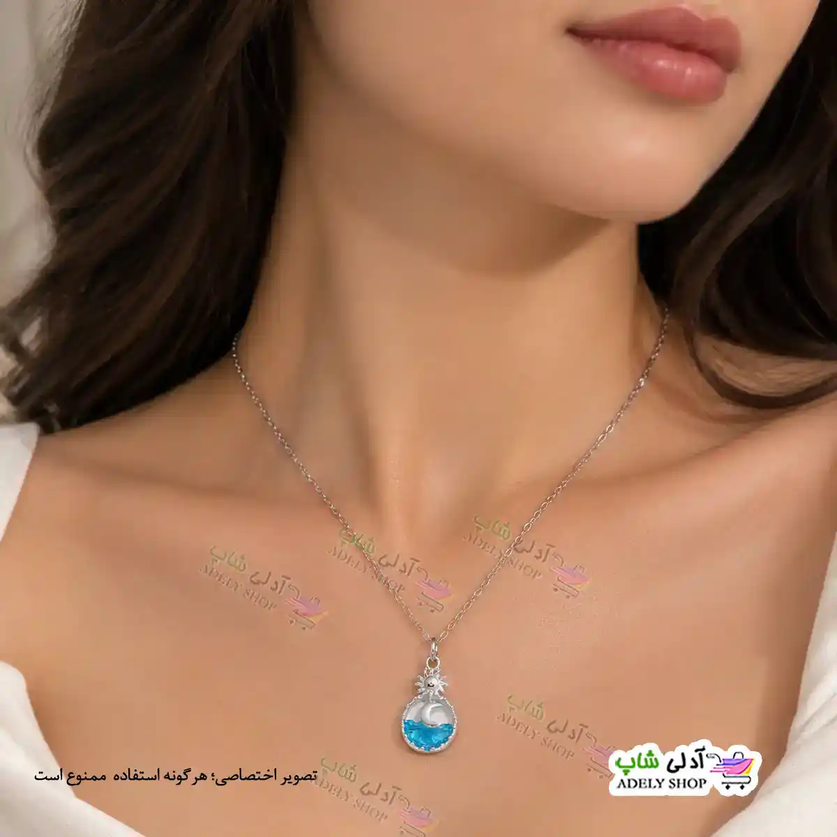 تصویر گردنبند طرح ماه و دریا